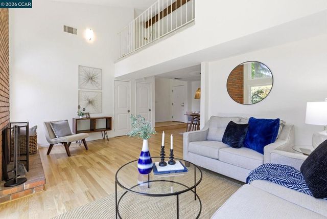 87 Rolling Green Cir, Pleasant Hill, CA 94523