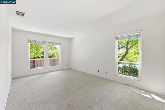 87 Rolling Green Cir, Pleasant Hill, CA 94523