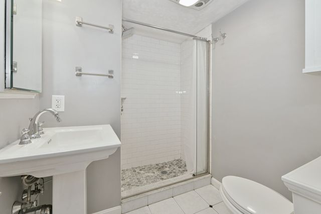15 Saint George St A, Boston, MA 02118