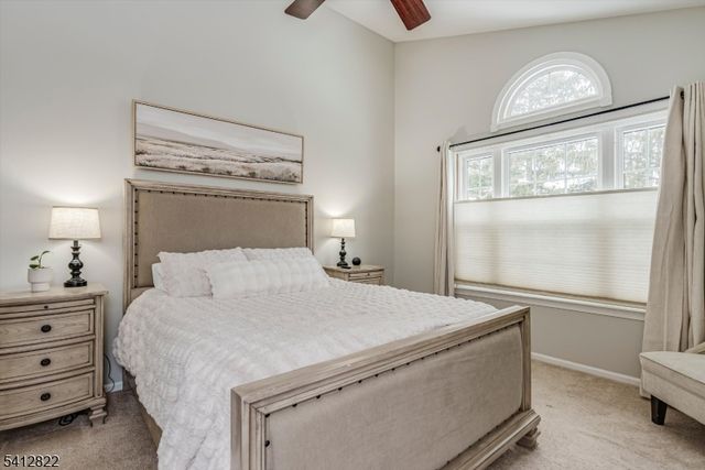 1 Weatherhill Rd, Hamburg Boro, NJ 07419