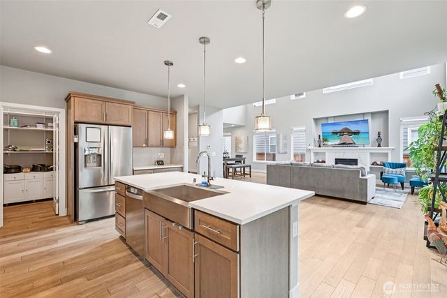 14430 199th Avenue E, Bonney Lake, WA 98391