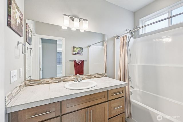 14430 199th Avenue E, Bonney Lake, WA 98391