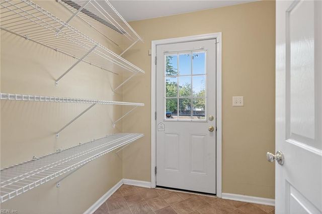 216 Lincoln ST, Hampton, VA 23669