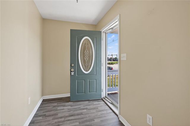 216 Lincoln ST, Hampton, VA 23669