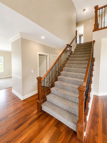 23 Skidmore Ln, Winchester, TN 37398