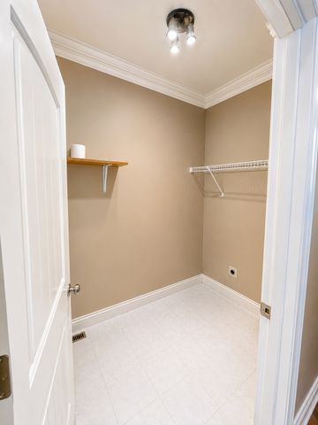 23 Skidmore Ln, Winchester, TN 37398