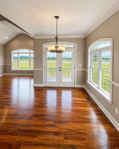 23 Skidmore Ln, Winchester, TN 37398
