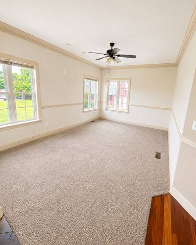 23 Skidmore Ln, Winchester, TN 37398