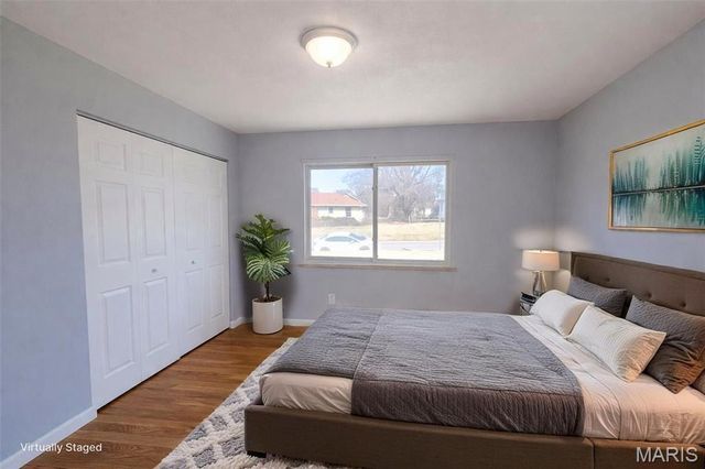 424 Oliver Lee Drive, Belleville, IL 62223