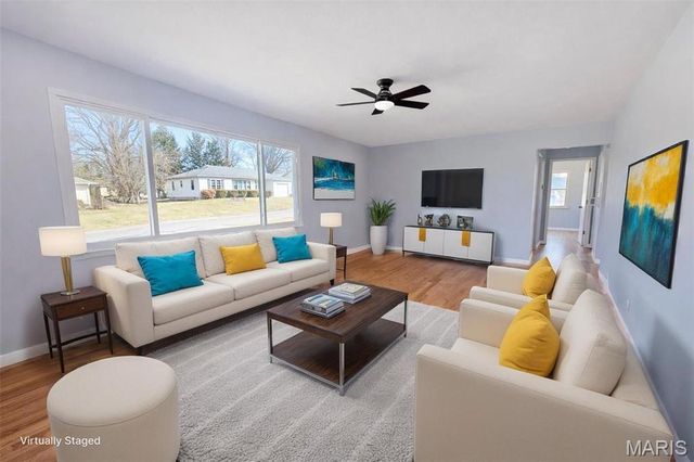 424 Oliver Lee Drive, Belleville, IL 62223