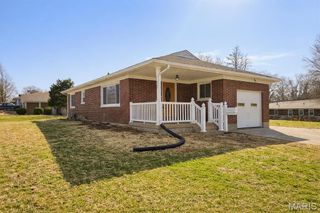 424 Oliver Lee Drive, Belleville, IL 62223