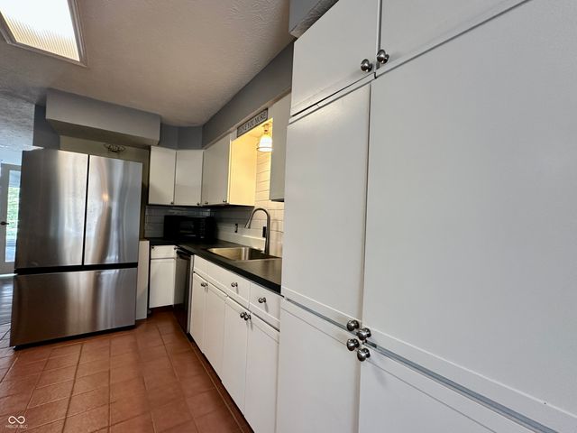 200 Bailliere Drive, Martinsville, IN 46151