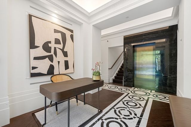 260-262 Commonwealth Avenue 1B, Boston, MA 02116