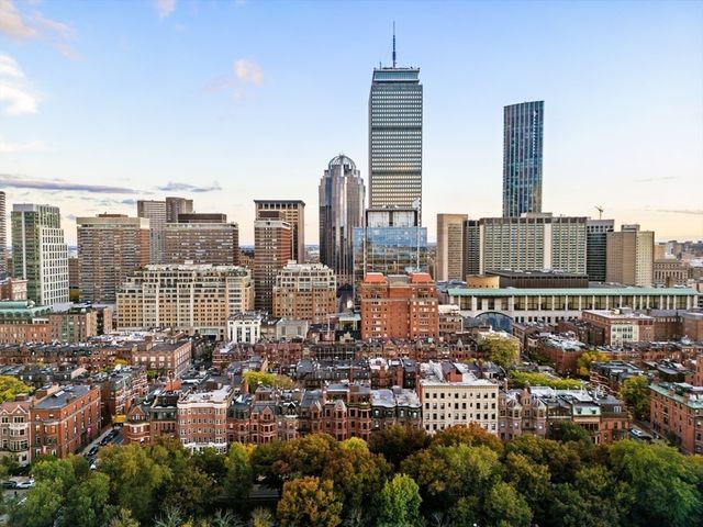 260-262 Commonwealth Avenue 1B, Boston, MA 02116