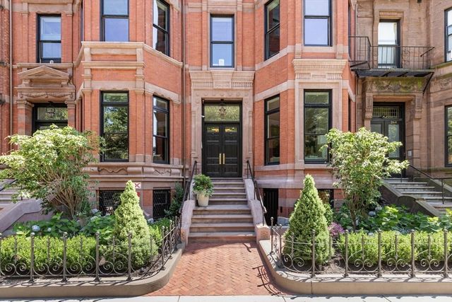 260-262 Commonwealth Avenue 1B, Boston, MA 02116