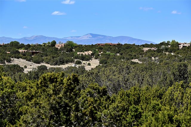 53 Vallecito Rd., Santa Fe, NM 87506