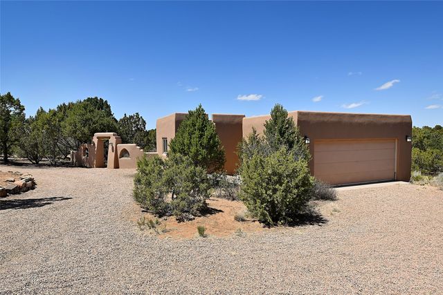 53 Vallecito Rd., Santa Fe, NM 87506
