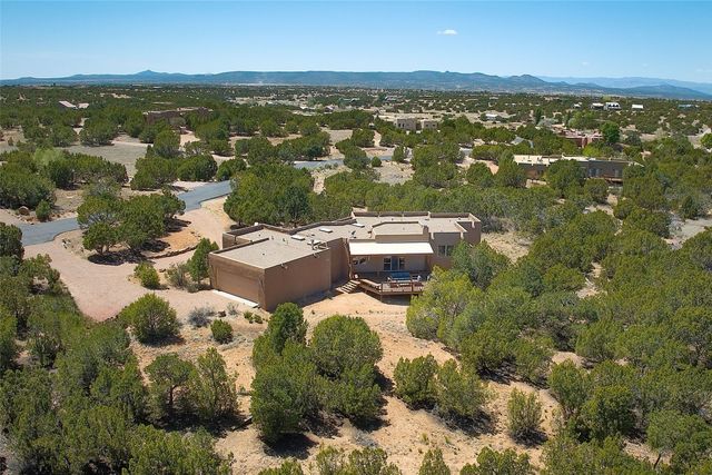 53 Vallecito Rd., Santa Fe, NM 87506