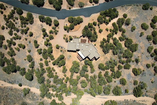 53 Vallecito Rd., Santa Fe, NM 87506