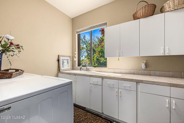 7050 N Via Sierra Del Sol, Tucson, AZ 85718