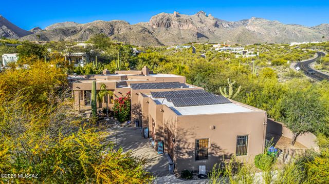 7050 N Via Sierra Del Sol, Tucson, AZ 85718