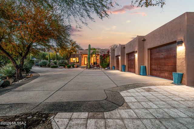 7050 N Via Sierra Del Sol, Tucson, AZ 85718