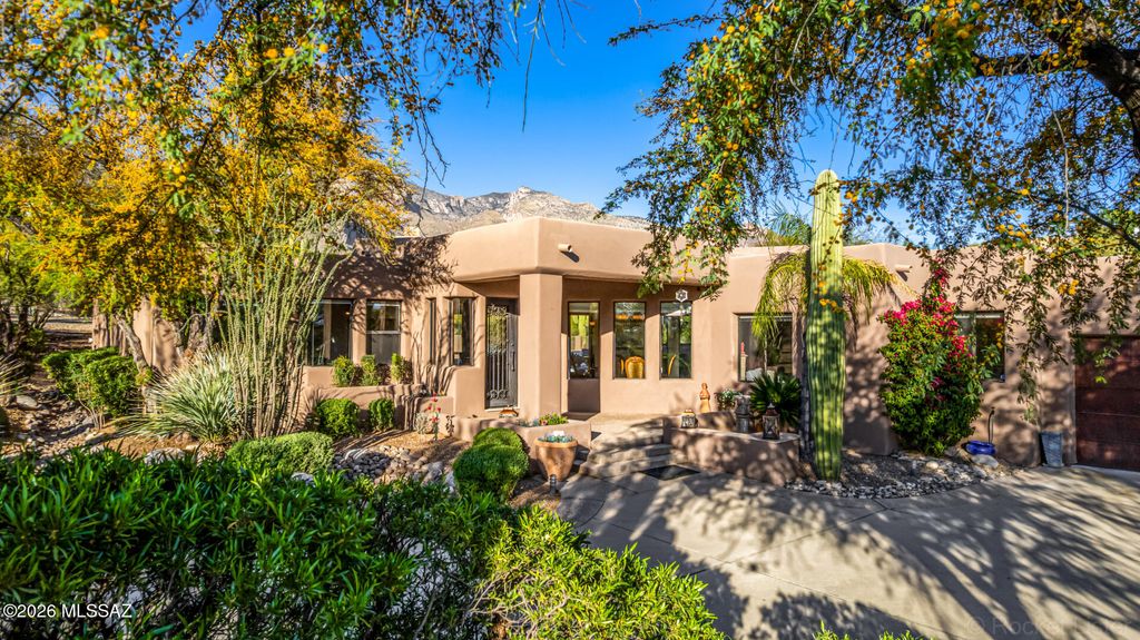 7050 N Via Sierra Del Sol, Tucson, AZ 85718