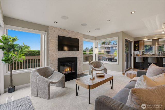 5701 137th Place SE, Bellevue, WA 98006