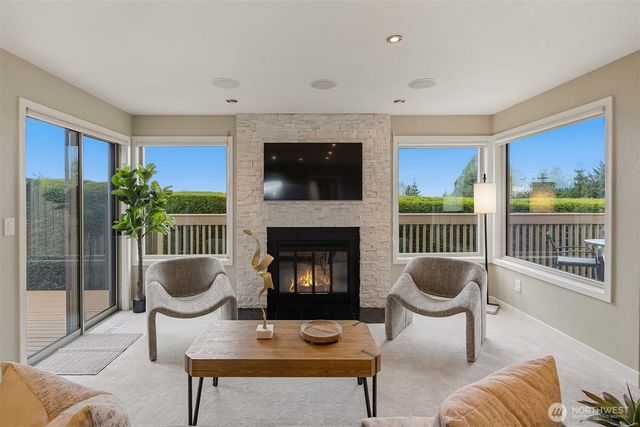 5701 137th Place SE, Bellevue, WA 98006