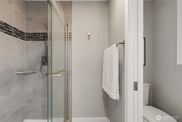 5701 137th Place SE, Bellevue, WA 98006