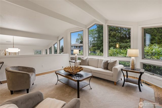5701 137th Place SE, Bellevue, WA 98006