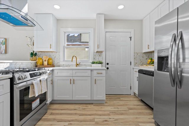 4547 N 49th STREET, Milwaukee, WI 53218