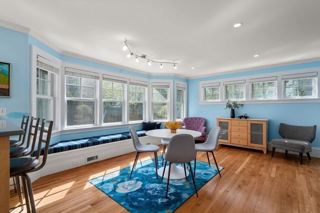 42 Aberdeen St, Newton, MA 02461