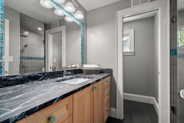 42 Aberdeen St, Newton, MA 02461