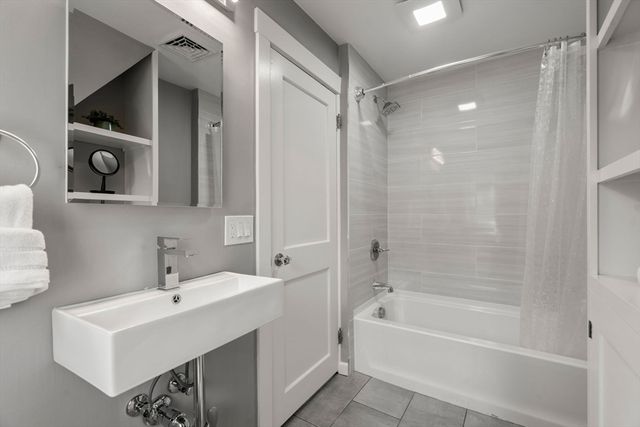 42 Aberdeen St, Newton, MA 02461