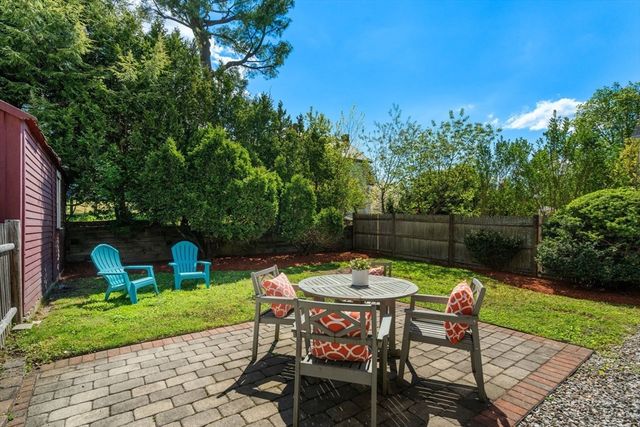 42 Aberdeen St, Newton, MA 02461