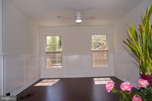 4004 FOUNTAIN BRIDGE CT, Fredericksburg, VA 22408