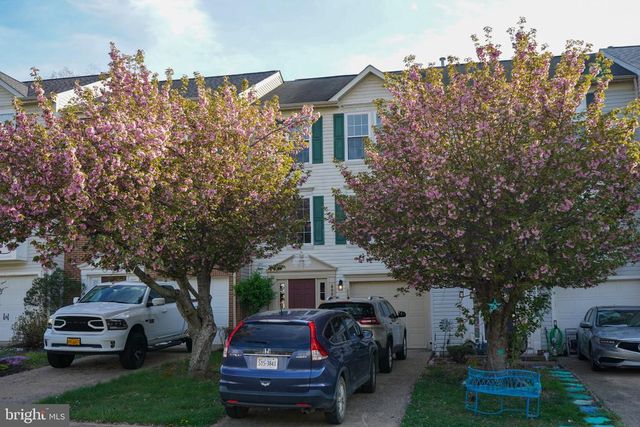 4004 FOUNTAIN BRIDGE CT, Fredericksburg, VA 22408