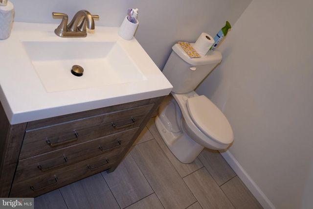 4004 FOUNTAIN BRIDGE CT, Fredericksburg, VA 22408
