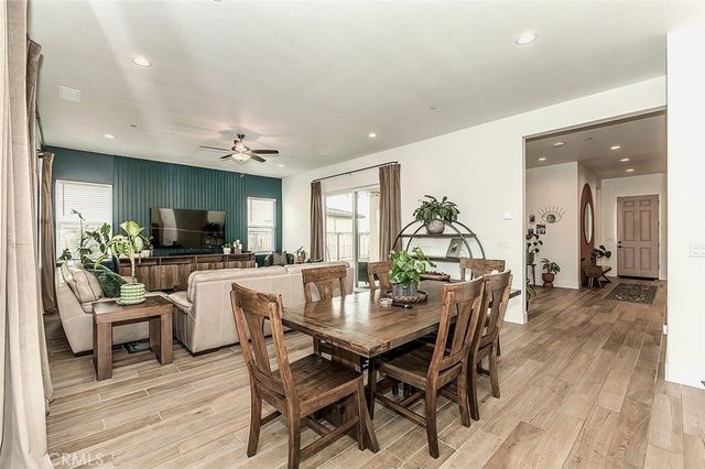 948 Beaver Pond, Madera, CA 93636