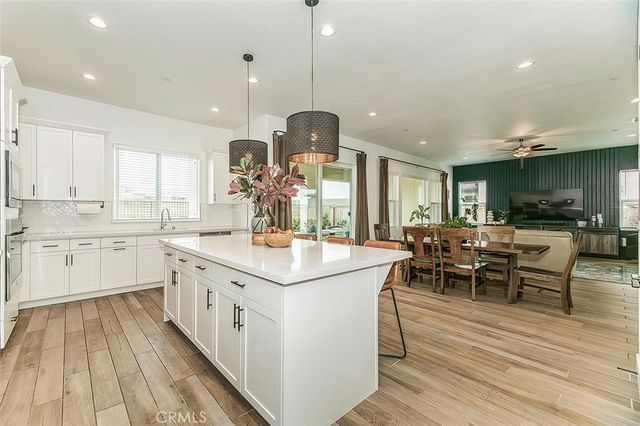 948 Beaver Pond, Madera, CA 93636