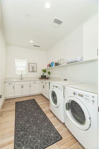 948 Beaver Pond, Madera, CA 93636