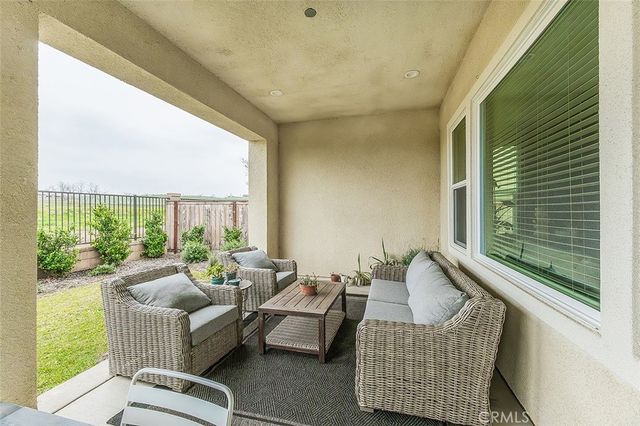 948 Beaver Pond, Madera, CA 93636