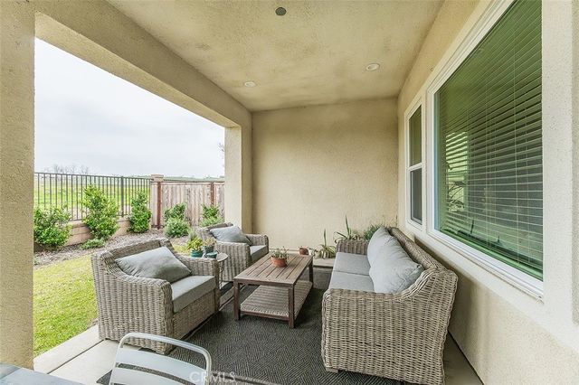 948 Beaver Pond, Madera, CA 93636