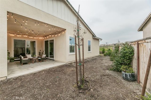 948 Beaver Pond, Madera, CA 93636