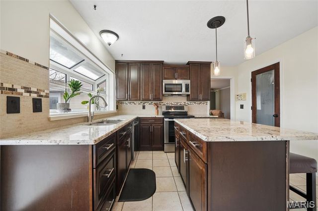 2250 Seven Pines Drive, Unincorporated, MO 63146