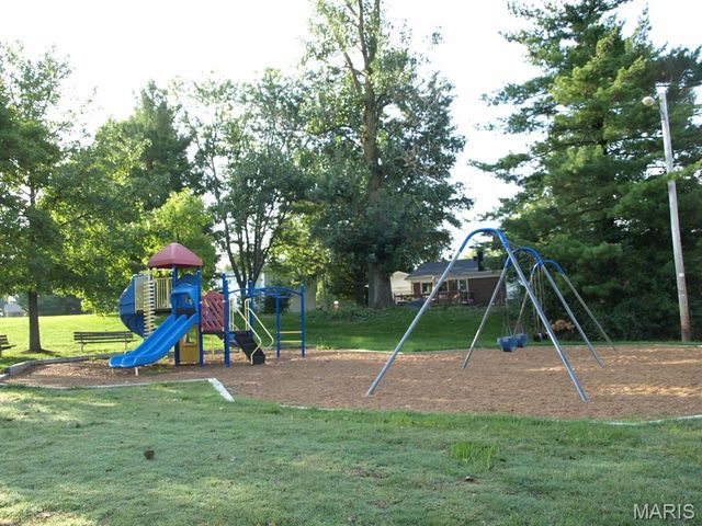 2250 Seven Pines Drive, Unincorporated, MO 63146