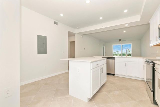 12320 WELLEN GOLF STREET 305, Venice, FL 34293