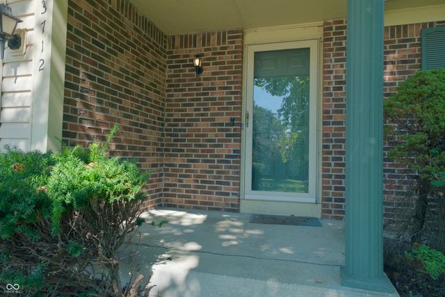 3712 Oil Creek Drive, Indianapolis, IN 46268
