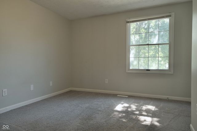 3712 Oil Creek Drive, Indianapolis, IN 46268
